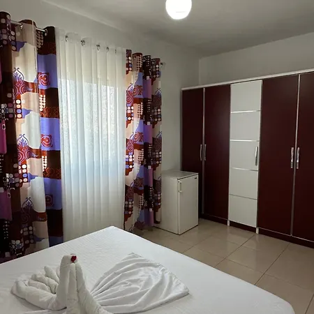 Resuli Apartments Sarande Exterior photo